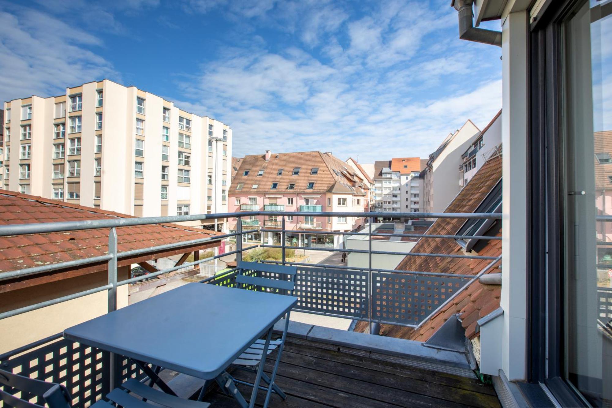 Gite "Schongauer" Hypercentre Colmar Exterior foto